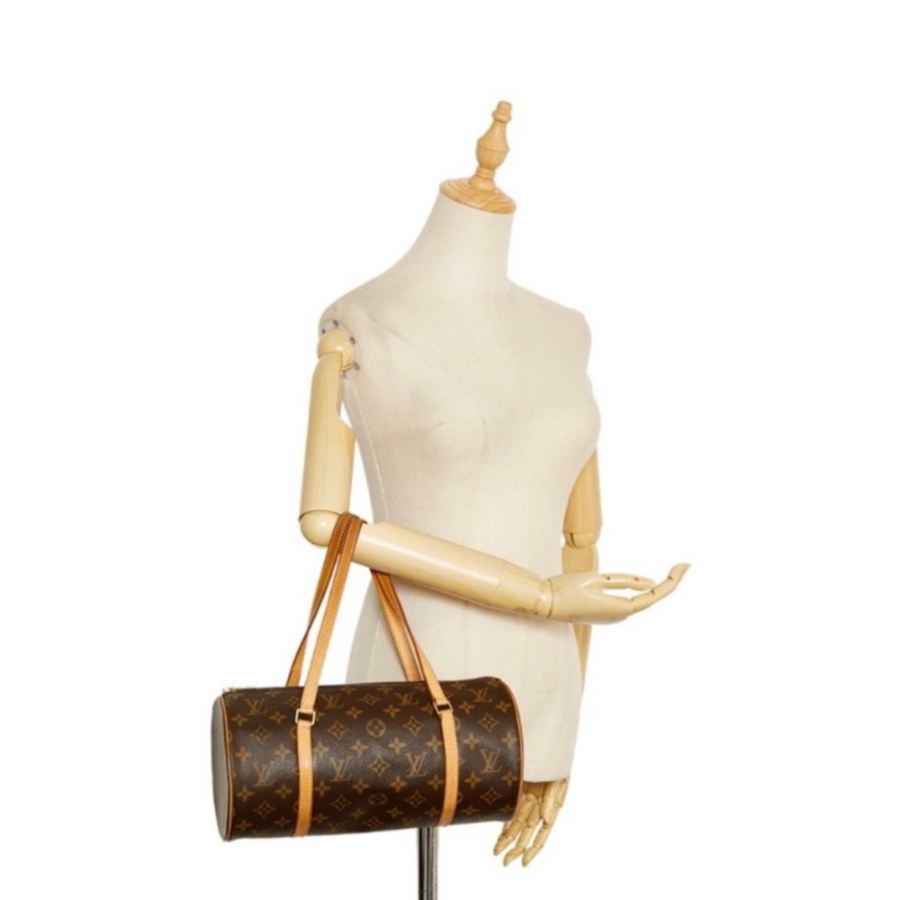 💯% Authentic Louis Vuitton papillon 30!